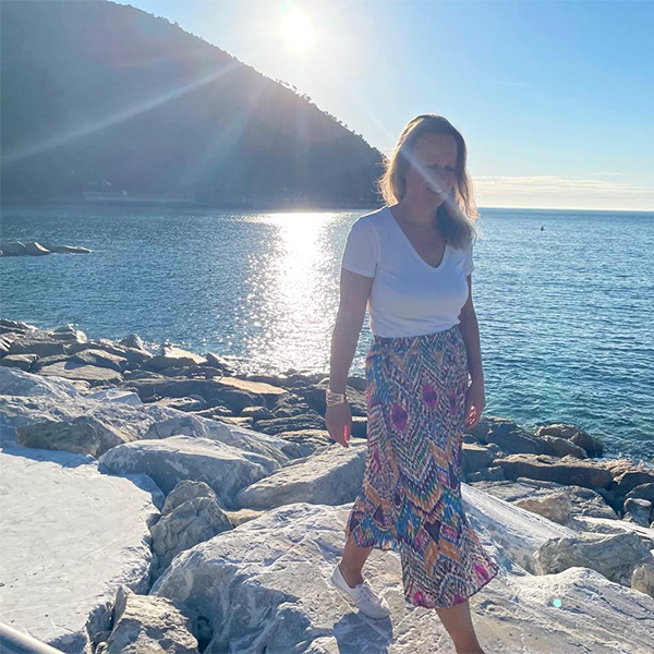 Silke Wildner ist ausgebildet in Human Design und Astrologie als Coachin und Mentorin und hat wunderbare Angebote für dich.